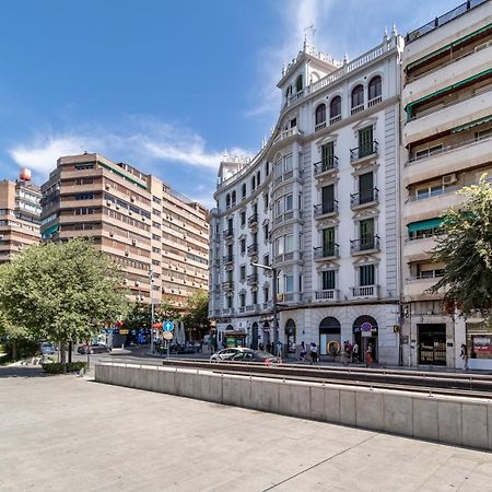 Bns Triunfo Centro Suites Granada Exterior foto