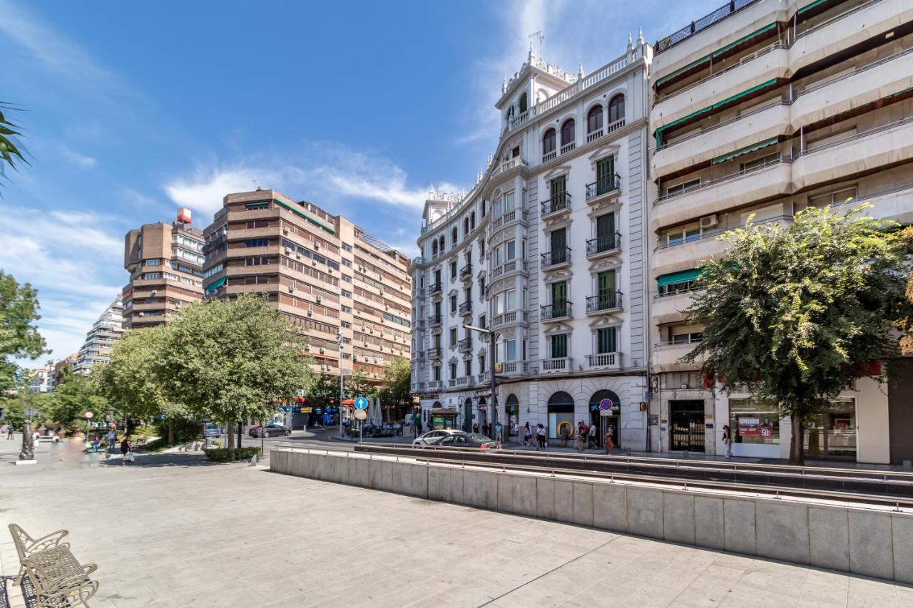 Bns Triunfo Centro Suites Granada Exterior foto